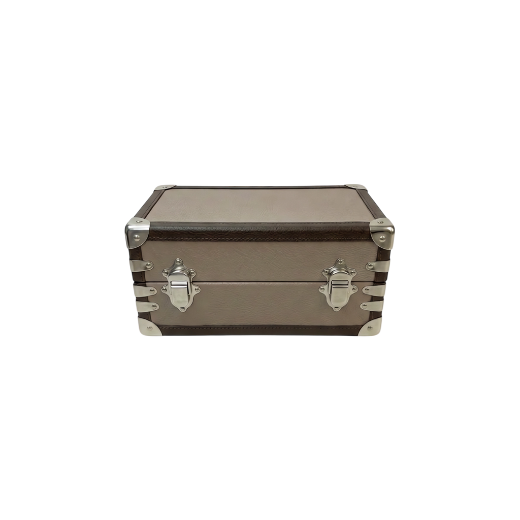 THREE WATCH TRUNK