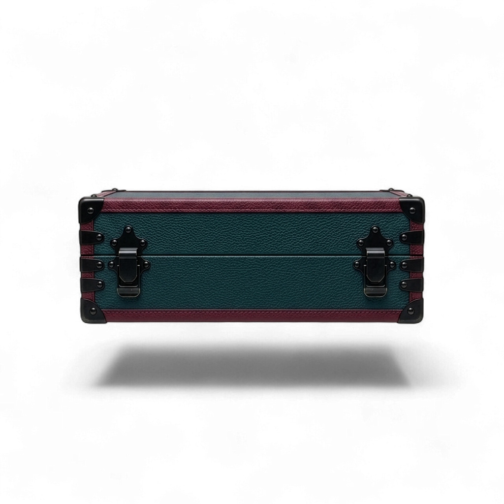 FOUR-WATCH TRUNK