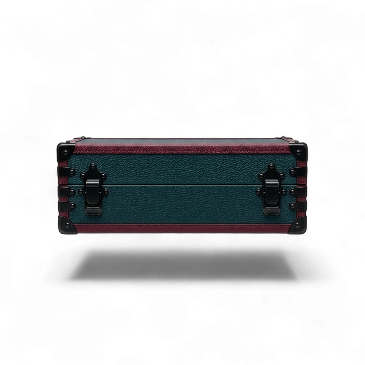 FOUR-WATCH TRUNK