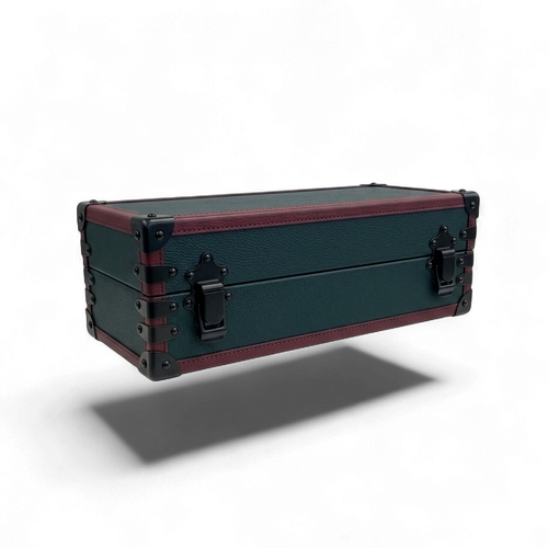 FOUR-WATCH TRUNK