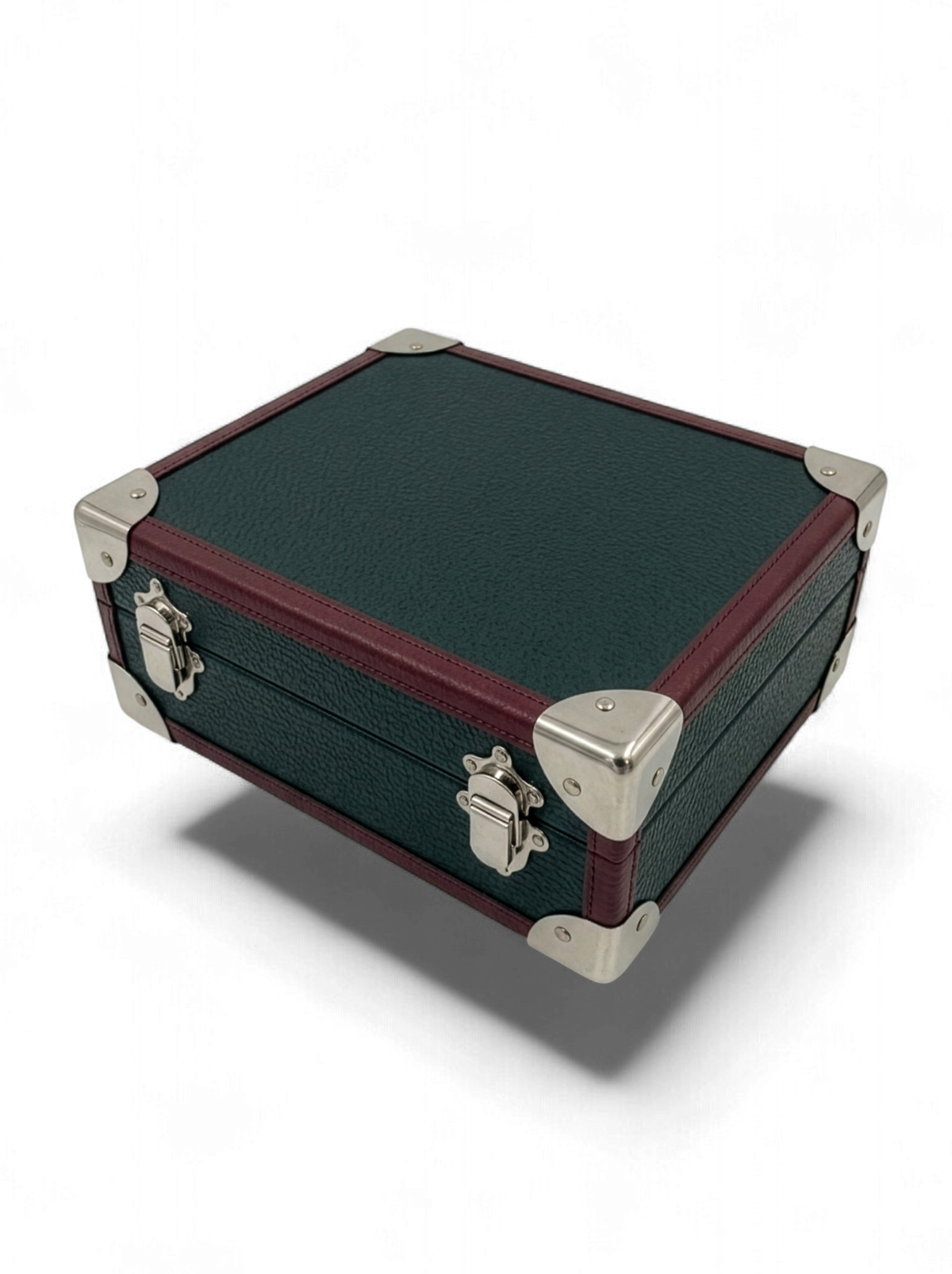 MEDIUM TRUNK: BURGUNDY