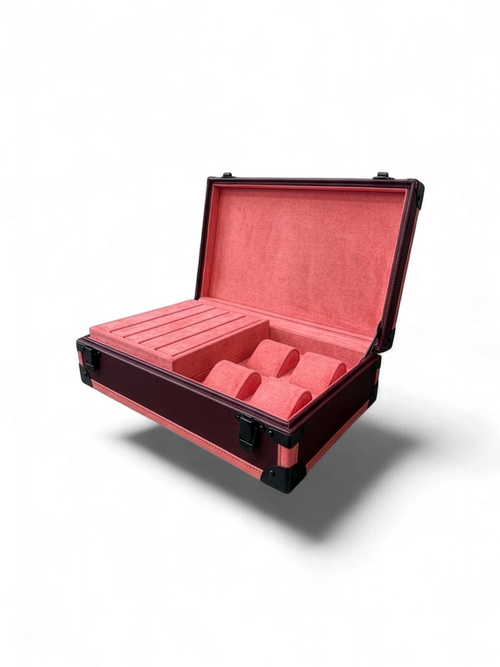 FOUR-WATCH TRUNK